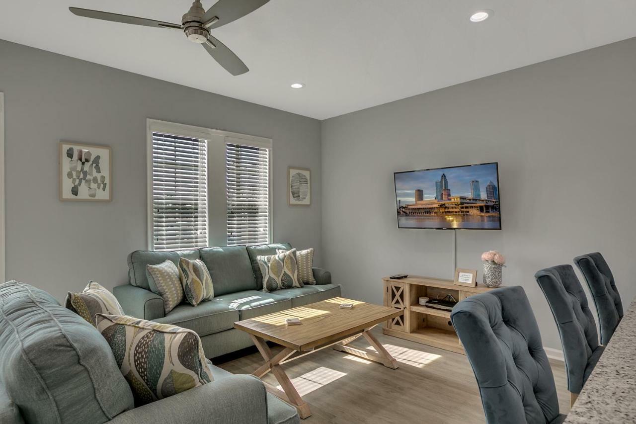 New 3/2 Duplex Minutes From Heart Of Tampa -Unit B Leilighet Eksteriør bilde