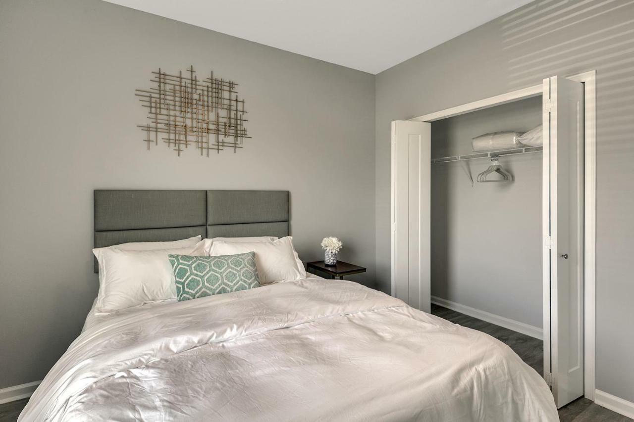 New 3/2 Duplex Minutes From Heart Of Tampa -Unit B Leilighet Eksteriør bilde