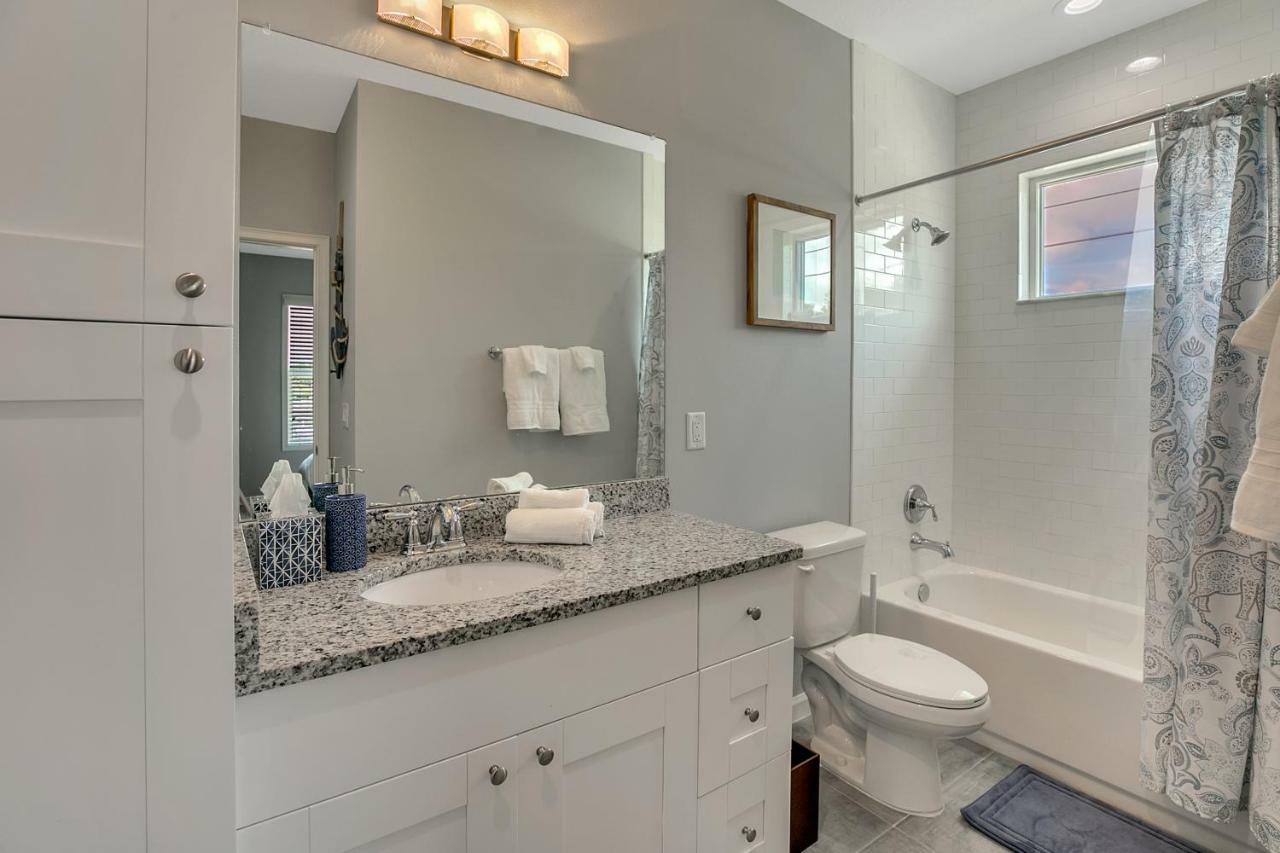 New 3/2 Duplex Minutes From Heart Of Tampa -Unit B Leilighet Eksteriør bilde