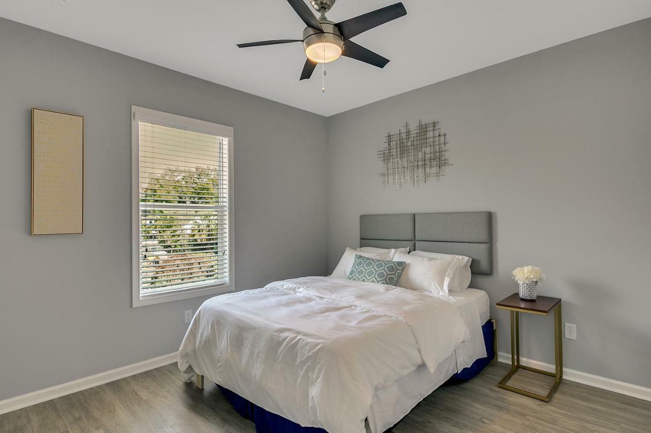New 3/2 Duplex Minutes From Heart Of Tampa -Unit B Leilighet Eksteriør bilde